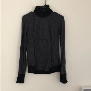 Lululemon 1/4 zip with thumb holes and hand covers